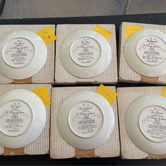 Lena Liu "On Wings of Snow" 6 Collector Plates -  Series Multicolor Bird Theme - Picture 2 of 8